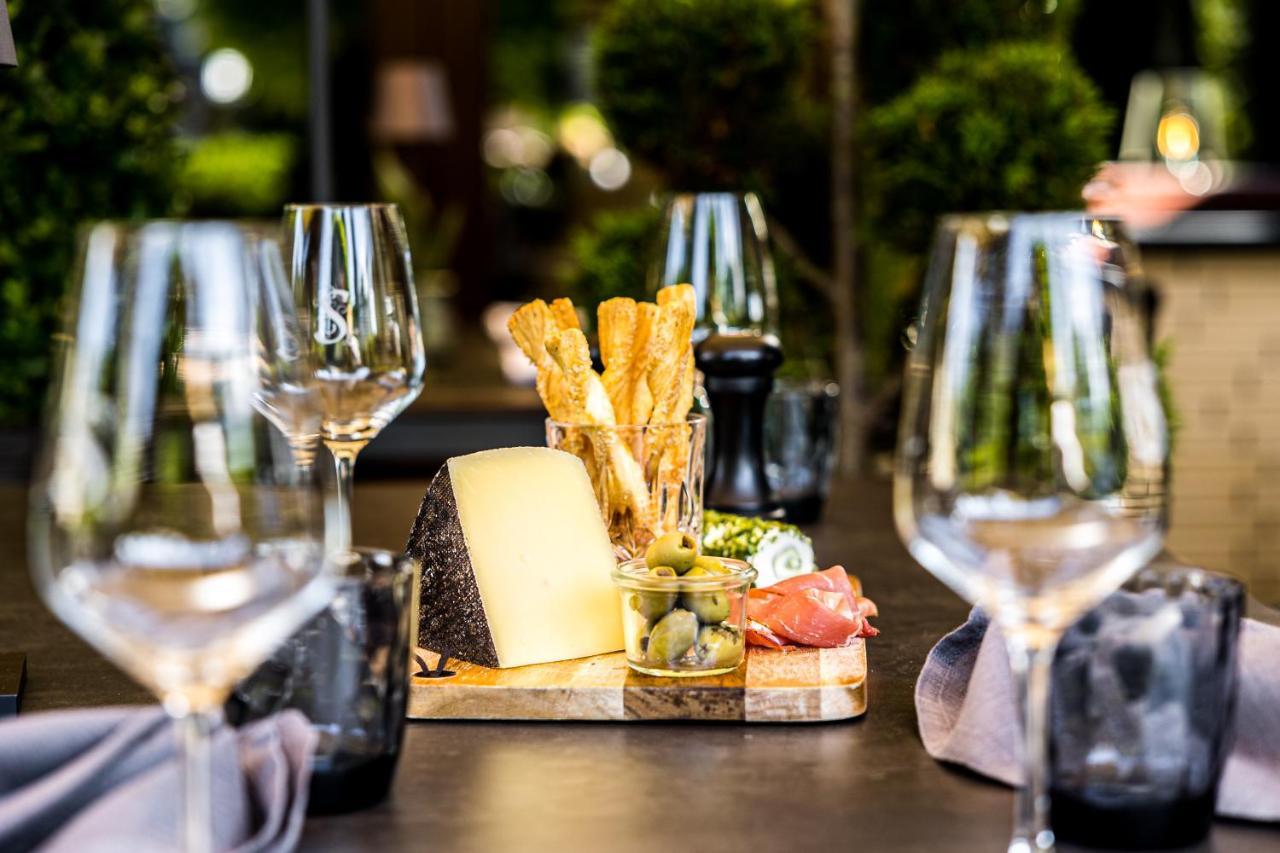 Hotel & Restaurant Schroeder Gross Meckelsen Eksteriør billede